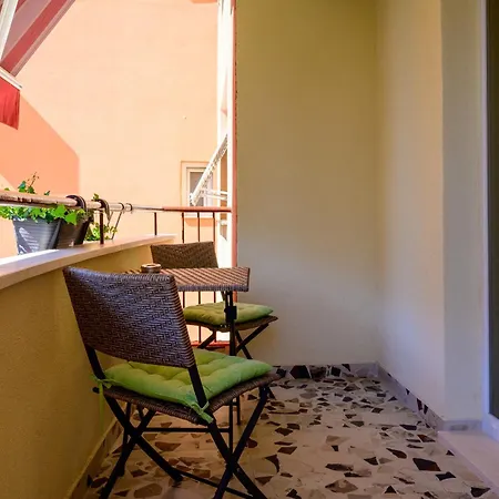 And Luxury Apartment *